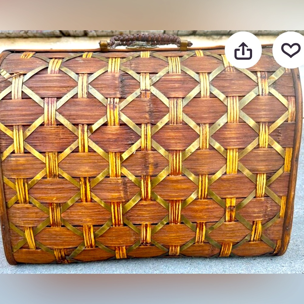 Vintage Wicker Dome Handbag Brown Woven Top Handle Bag Wood Base Latch Closure